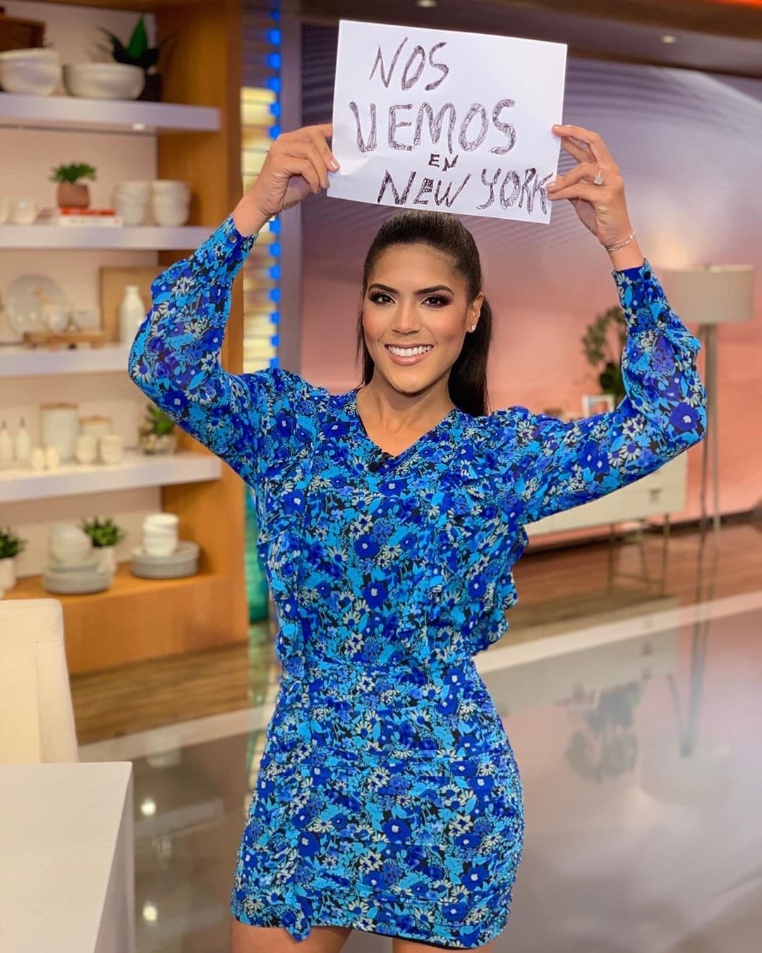 Fran calentaba motores rumbo a Nueva York, invitando a nuestros queridos televidentes a estar con nosotros el miércoles.