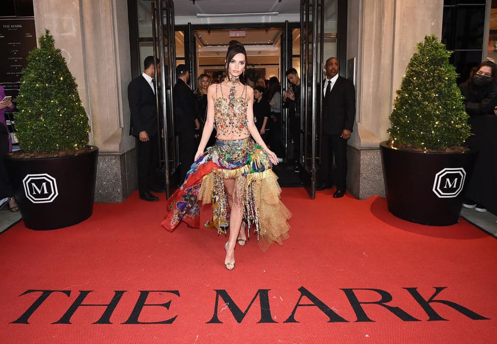 Modelo Emily Ratajkowski