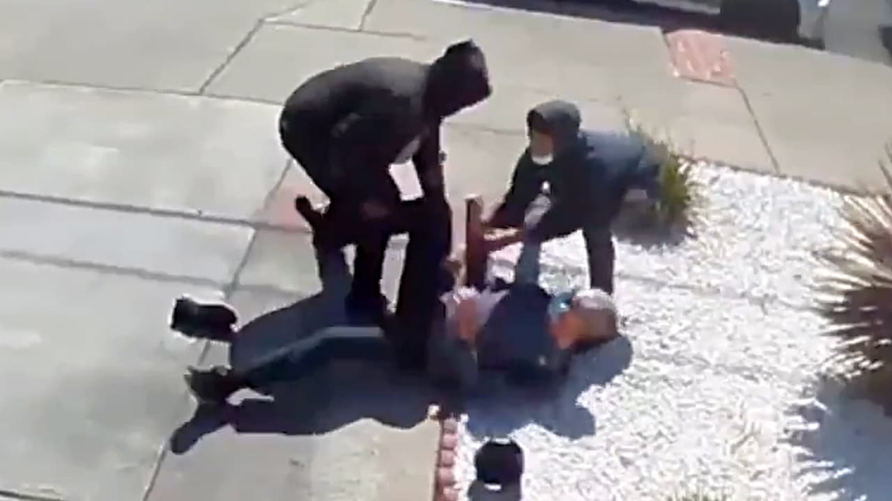 Niño de 11 años arrestado por ataque contra anciano asiático conducía además un auto robado