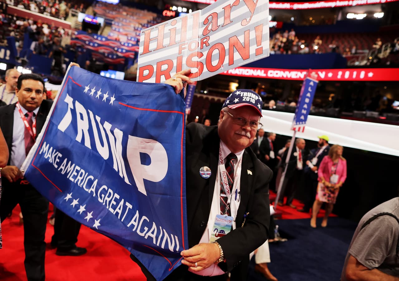 Ley y orden y un partido dividido en el arranque de la convención de Trump