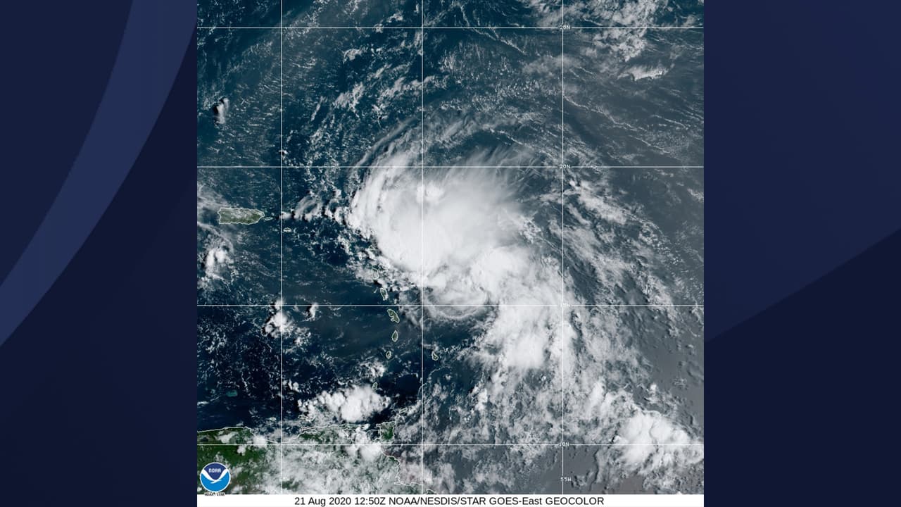Depresión Tropical 13 se fortalece y se convierte en la Tormenta Laura 