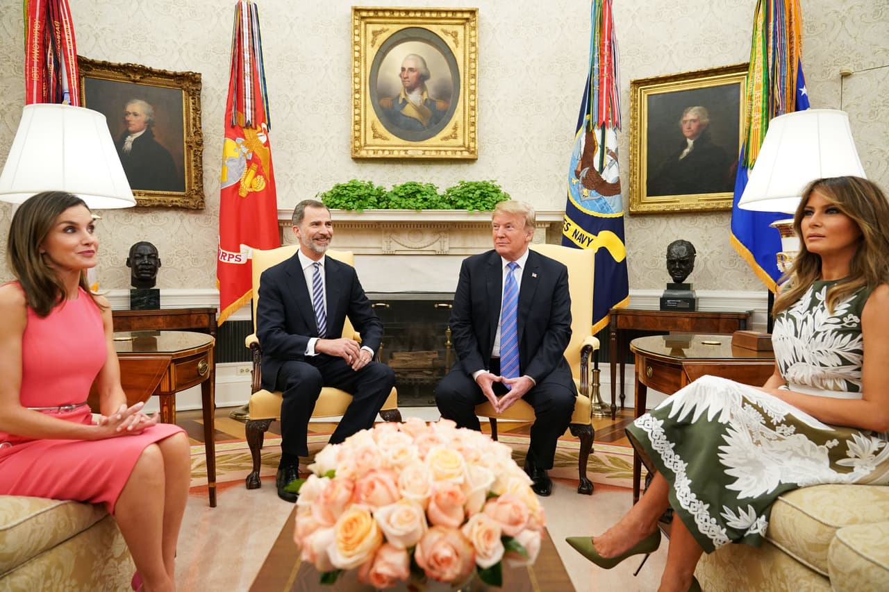 Los mandatarios se reunieron con sus esposas y luego el encuentro continuó con las delegaciones de ambos países.