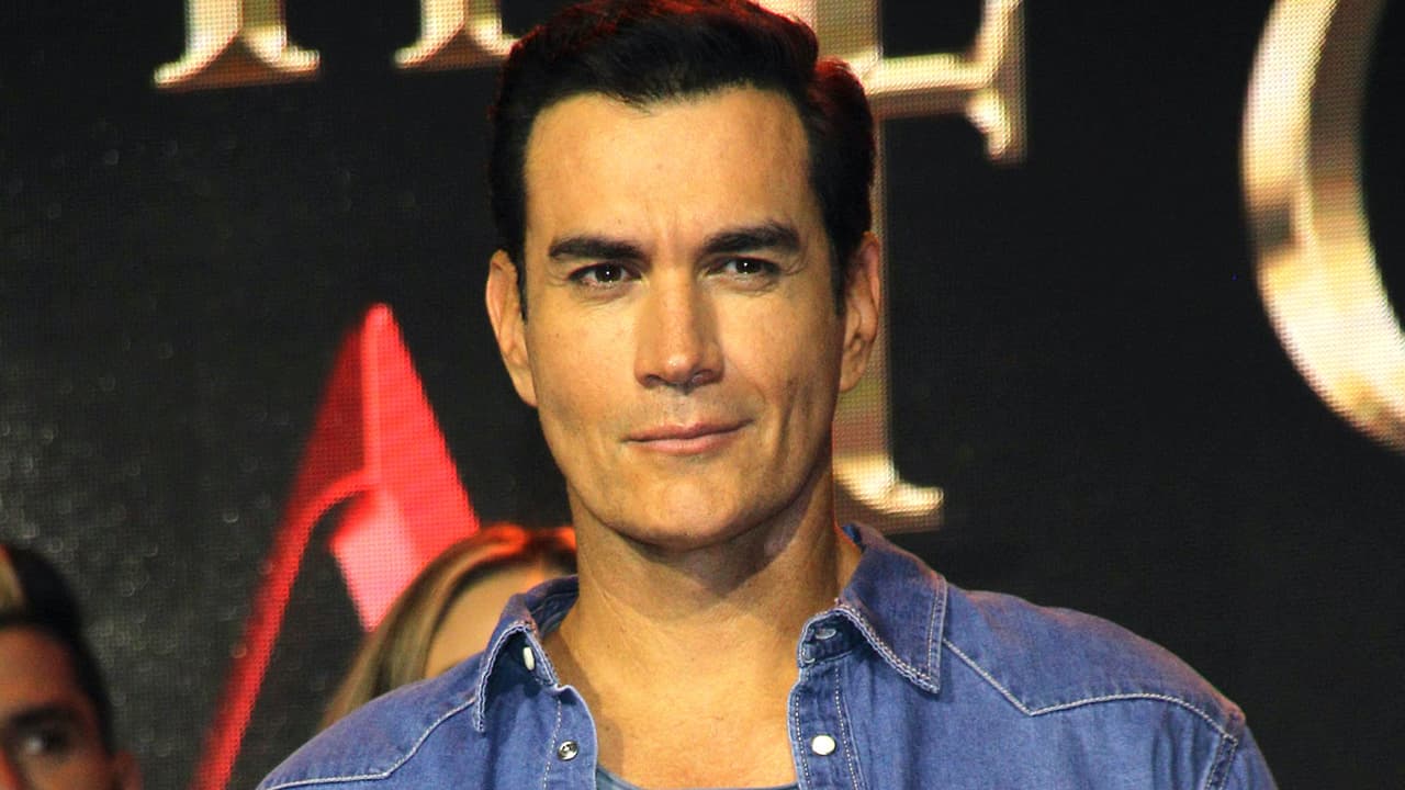 David Zepeda responde a las acusaciones de una fan por supuestos mensajes indebidos en redes sociales