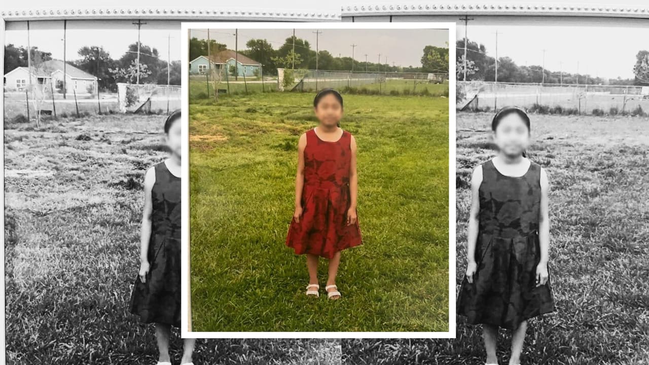 El médico forense concluyó que la 
<b>causa de</b> 
<b>muerte fue asfixia por estrangulamiento. </b>Además, la investigación adicional determinó que la víctima había sido agredida sexualmente.
<br>