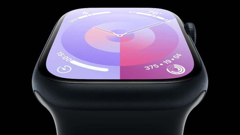 El aumento de brillo facilita aún más la lectura de texto a la luz del sol en el Apple Watch Serie 9 en cuartos oscuros o temprano en la mañana, la pantalla también puede bajar a solo un nit para no molestar a las personas cercanas.