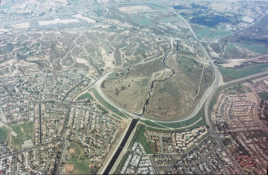 La represa Whittier Narrows está ubicada en Montebello, California, una zona altamente poblada.