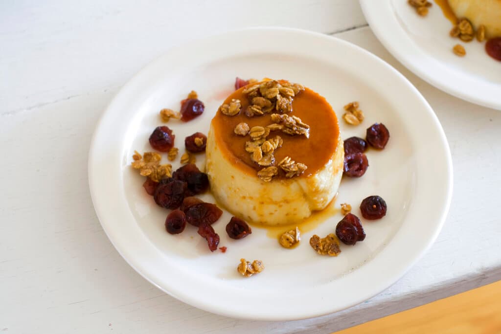 <b>Postres</b>
<br>El postre de calabaza es un clásico en el Día de Acción de Gracias, pero en algunas familias hispanas deciden incorporar platillos que remontan a sus orígenes como el flan, dulce de leche, pastel de tres leches, arroz con leche, buñuelos o más.