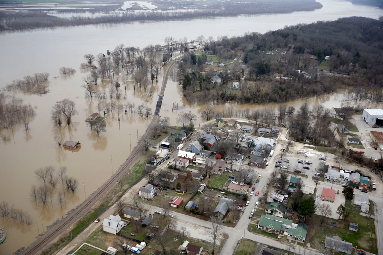 Al menos 24 muertos dejan las inundaciones en la cuenca del Mississippi