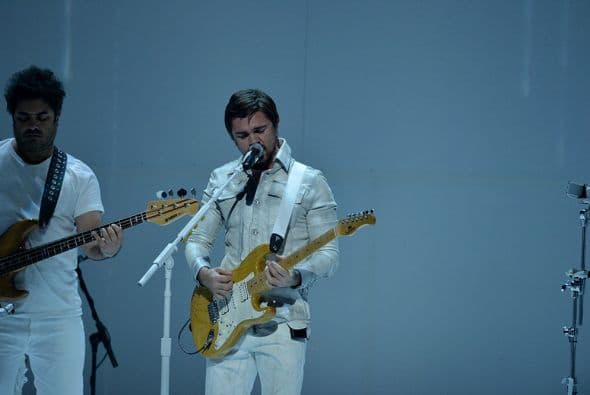 Colombia también estuvo presente con Juanes, quien inició su presentación con el éxito "Me enamoré de ti".