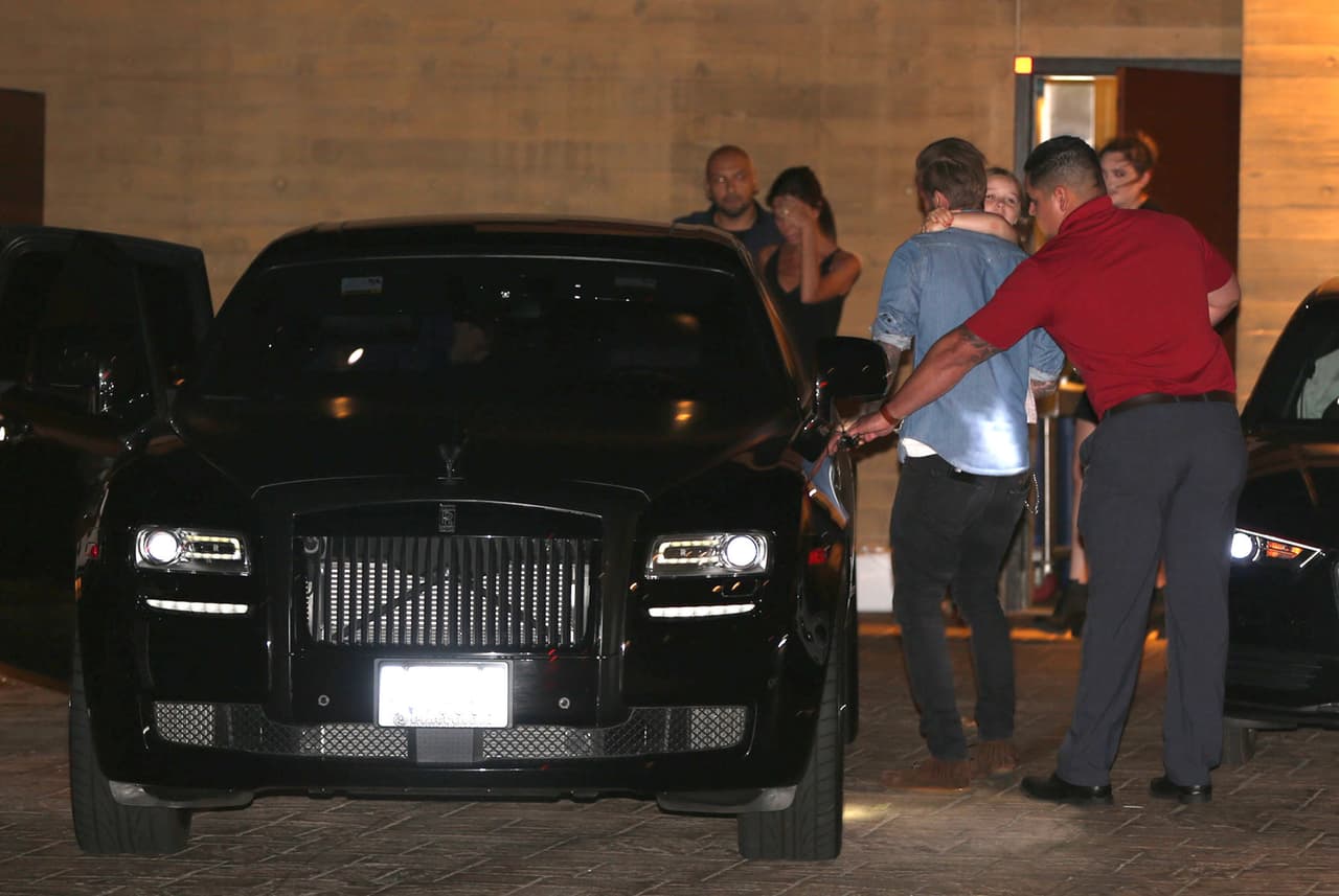 Partieron en su carrazo.