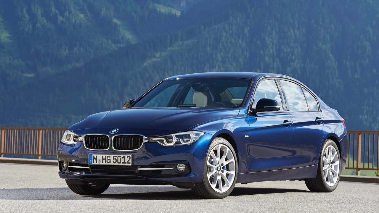 <h3 class="cms-h3-H3">Carros con más recalls: 3. BMW Serie-3 y Serie-4 </h3>
<br>
<br>Los sedanes y coupes compactos de BMW han mostrado un promedio de 2.95 recalls por cada 100,000 unidades vendidas. Entre los llamados más notorios de la marca de la propela se encuentra uno por
<a href="http://money.cnn.com/2017/11/03/news/companies/bmw-recall/index.html" target="_blank">riesgo de fuego</a> que tuvo lugar en septiembre del año pasado.