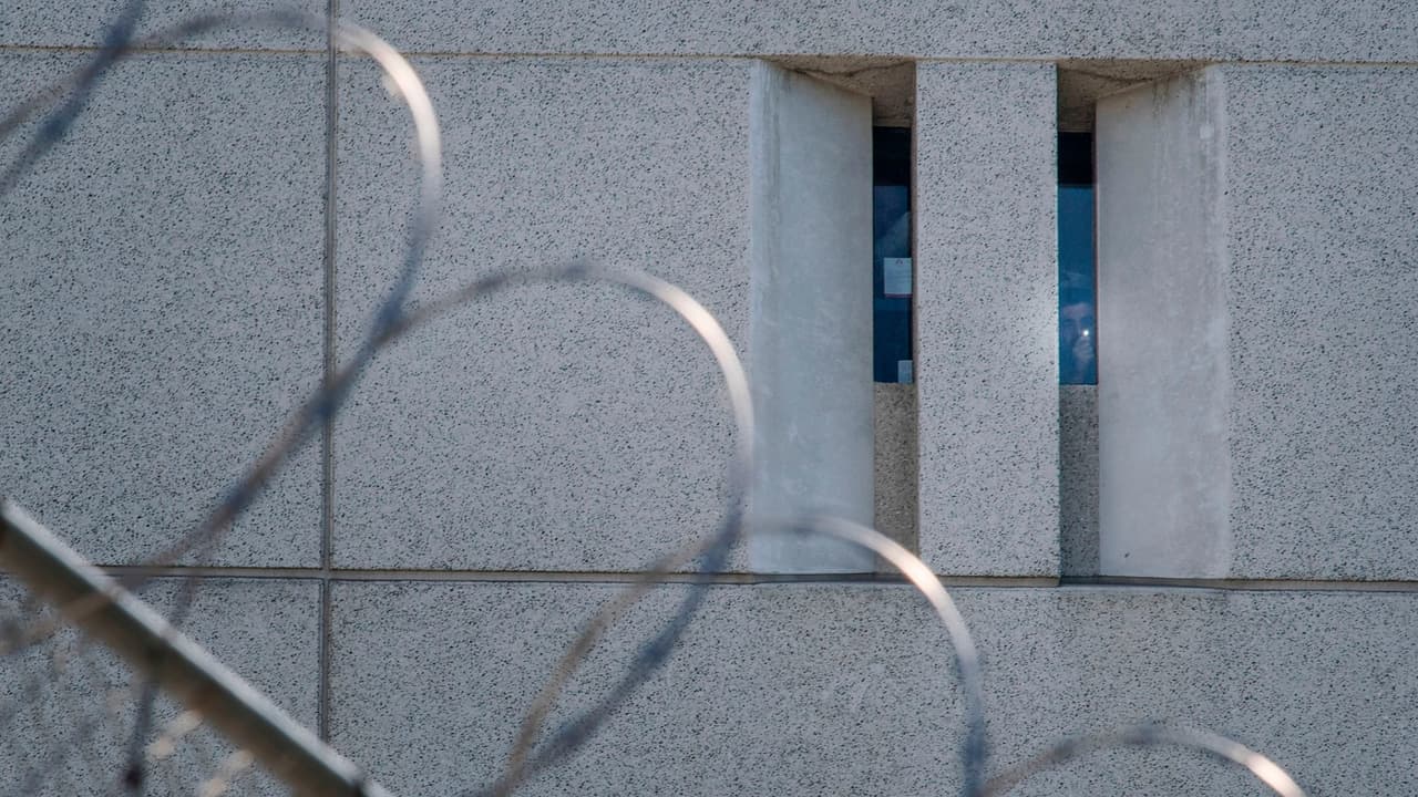 “Merecen trato humano”, fiscal de Maryland intercede por migrantes detenidos en Baltimore