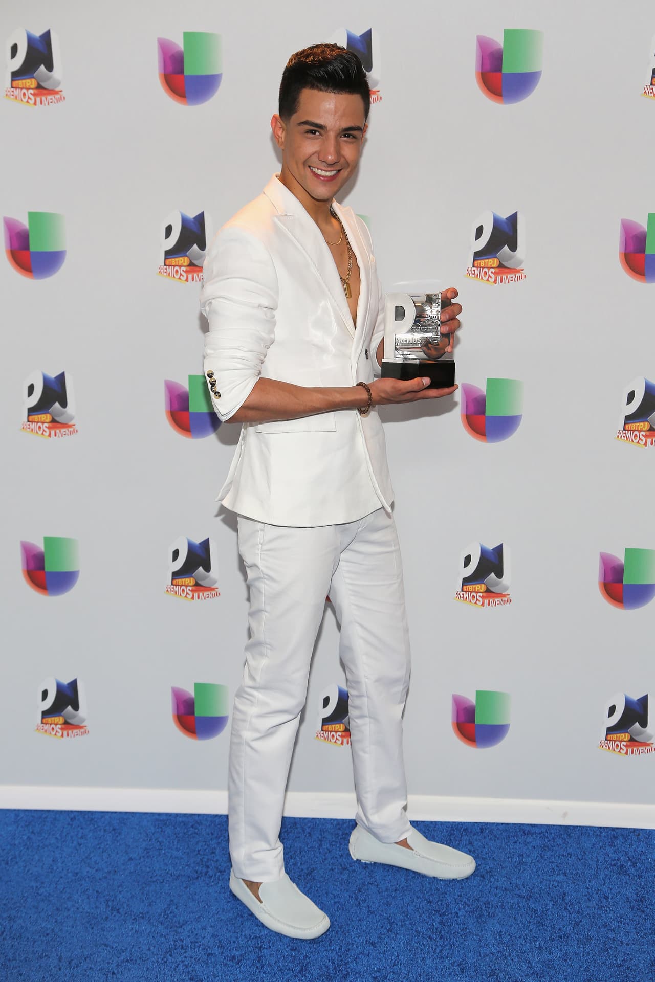 A la ceremonia de 2016 acudió con este look.