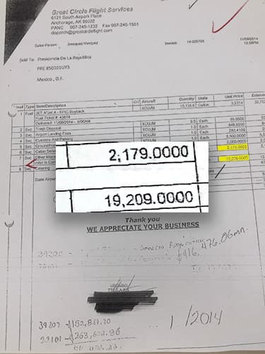 Factura de una escala que el avión presidencial hizo en Anchorage, Alaska, en 2014, rumbo a China. Tan solo del servicio de México a Anchorage, gastó 19,209 dólares de alimentos y 2,179 en servicios VIP.