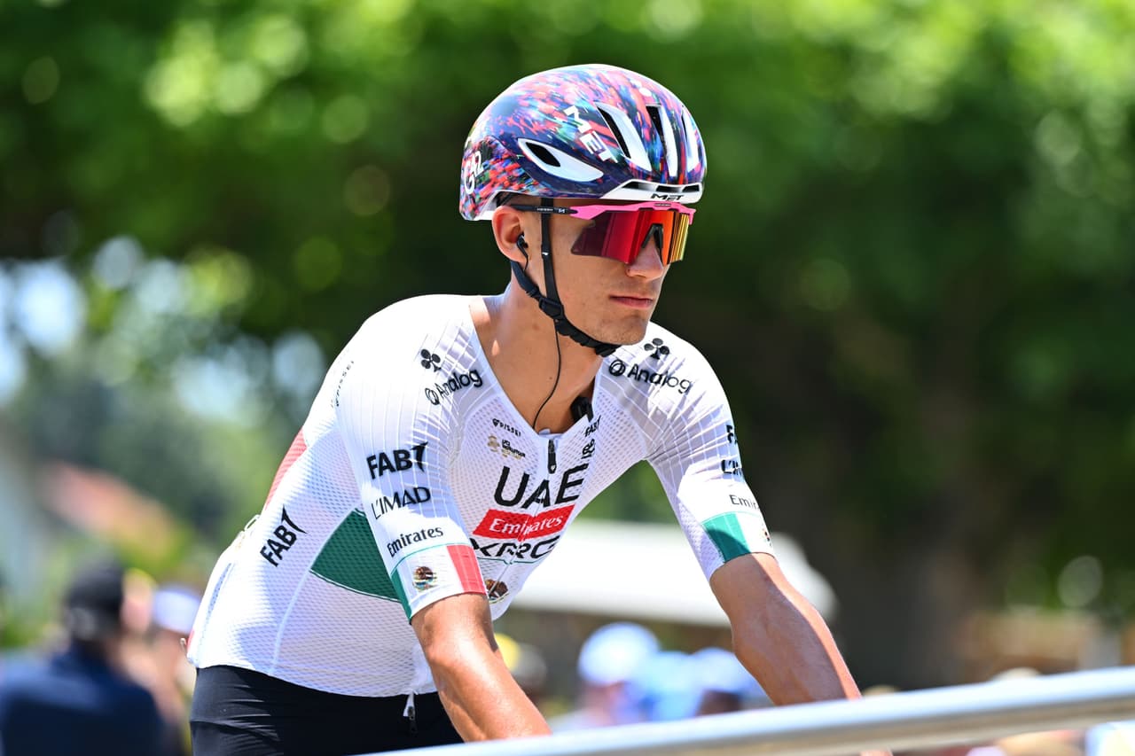Isaac del Toro sube al podio en la etapa 6 del Tour de Francia; Pogacar, el ganador