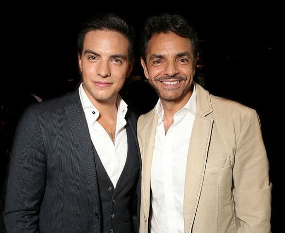 Después le sigue 
<b>Vadhir</b>, él es el galán de la familia. Se ha enfocado a las series de televisión y la música.