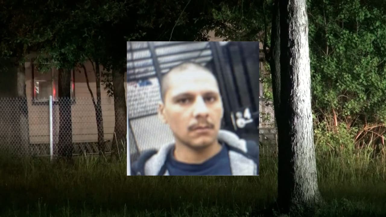 La Oficina del Sheriff del Condado de San Jacinto ha confirmado 
<b><a href="https://www.univision.com/local/houston-kxln/tiroteo-condado-san-jacinto-cleveland-texas-muertos-heridos?caches" target="_blank">la muerte de al menos cinco hondureños</a></b>, de entre 8 y los 40 años, durante un tiroteo masivo en San Jacinto, Texas, cerca de Walters Road y Seth Boulevard.
