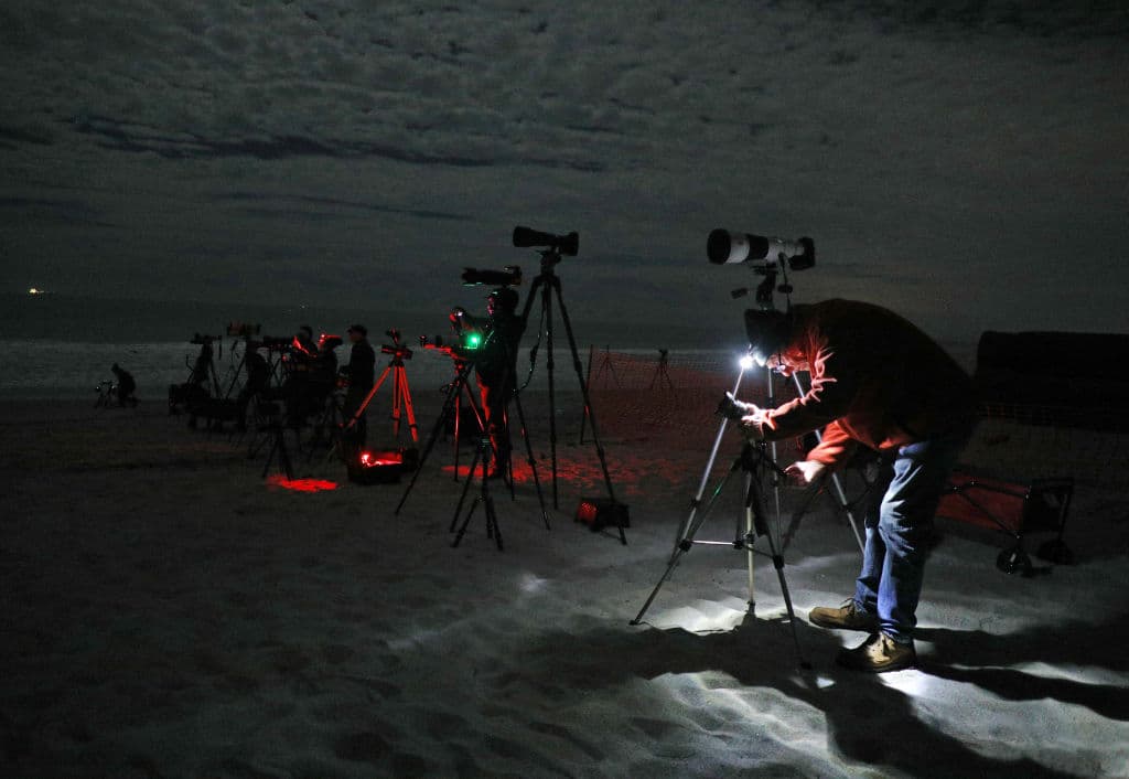 El lanzamiento programado para el lunes tuvo que ser retrasado debido a la acumulación de hielo en componentes críticos.