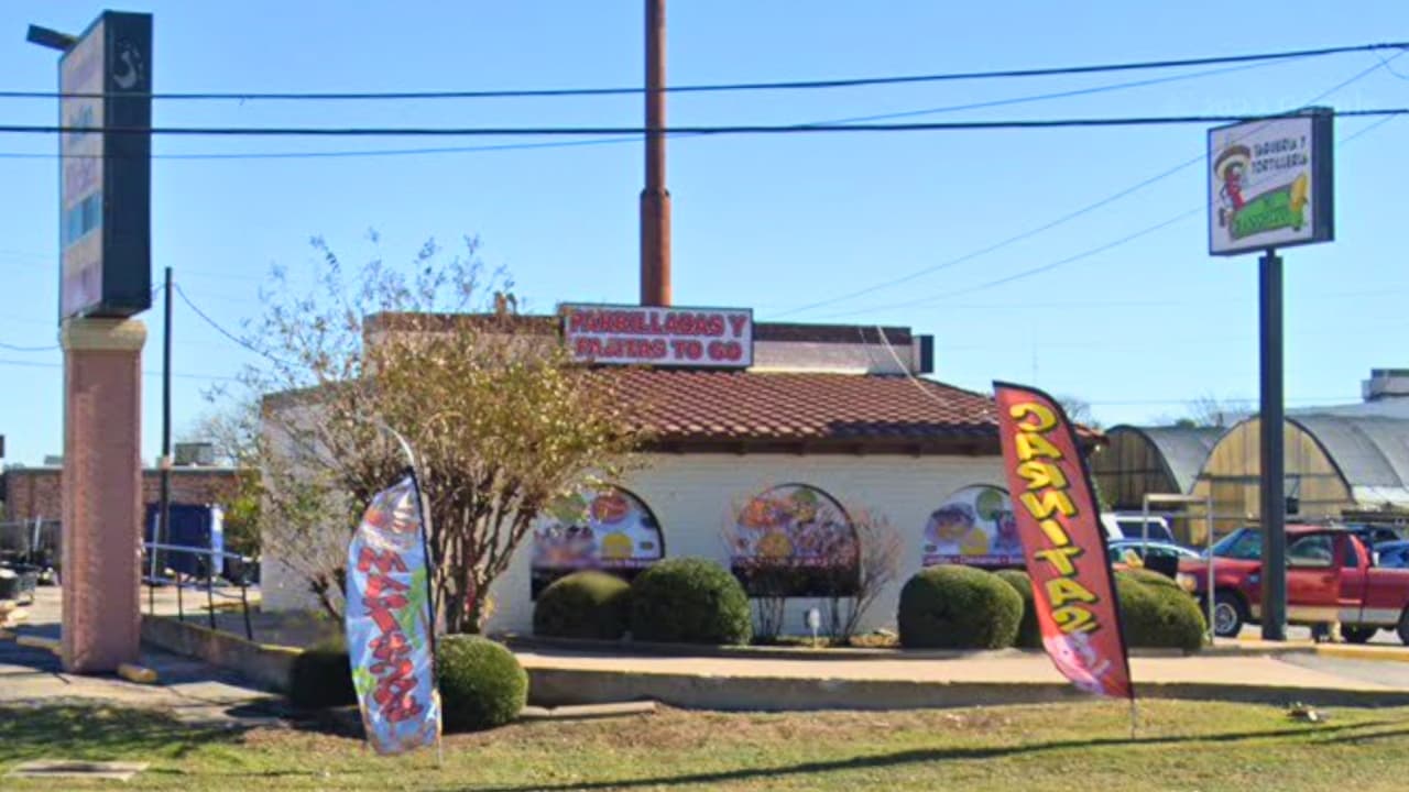 Fachada del restaurante mexicano Taquería Mi Ranchito en Fort Woth, Texas.