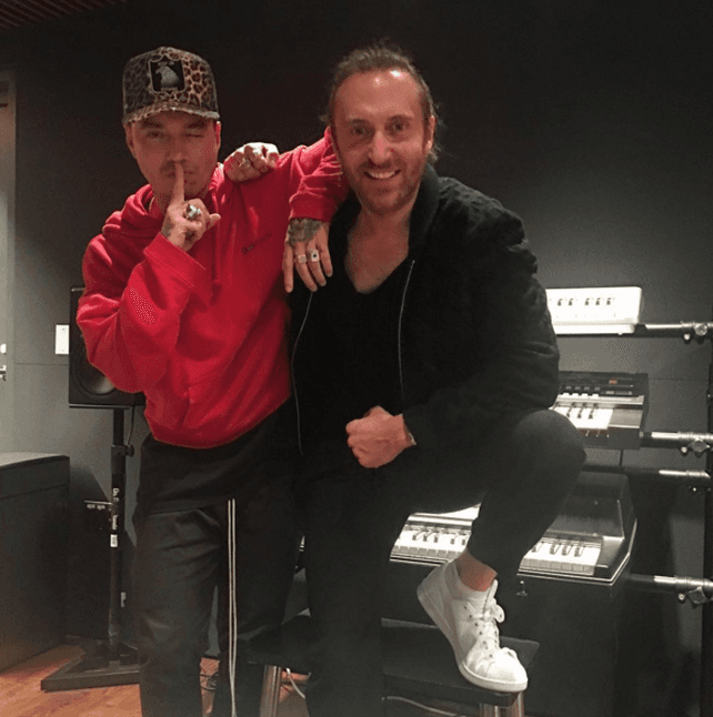 Para este disco trabajó con grandes figuras de la música como el DJ internacional David Guetta.