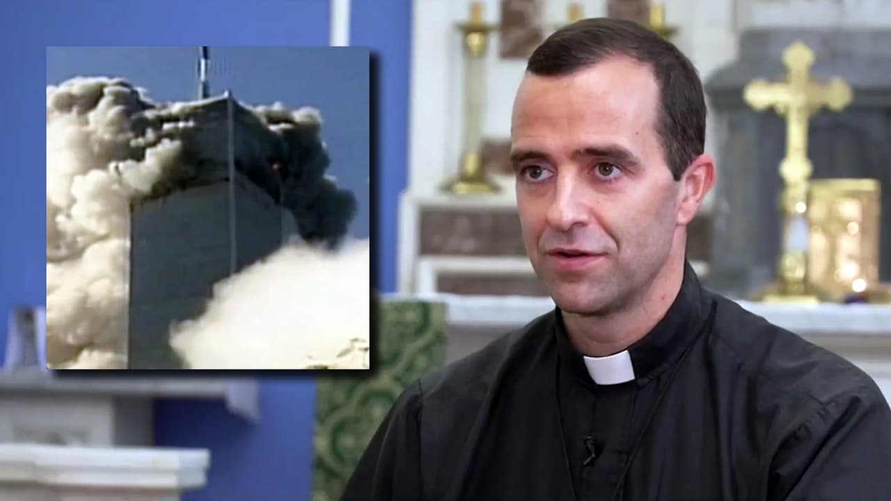 Pero aquella página también tiene luz: varias señales llevaron a Vincent a dar el paso de ser rescatista a tomar los hábitos y 
<a href="https://www.univision.com/shows/despierta-america/una-luz-en-la-oscuridad-las-senales-que-llevaron-a-este-rescatista-del-9-11-al-sacerdocio-video">predicar la palabra de Dios</a>.