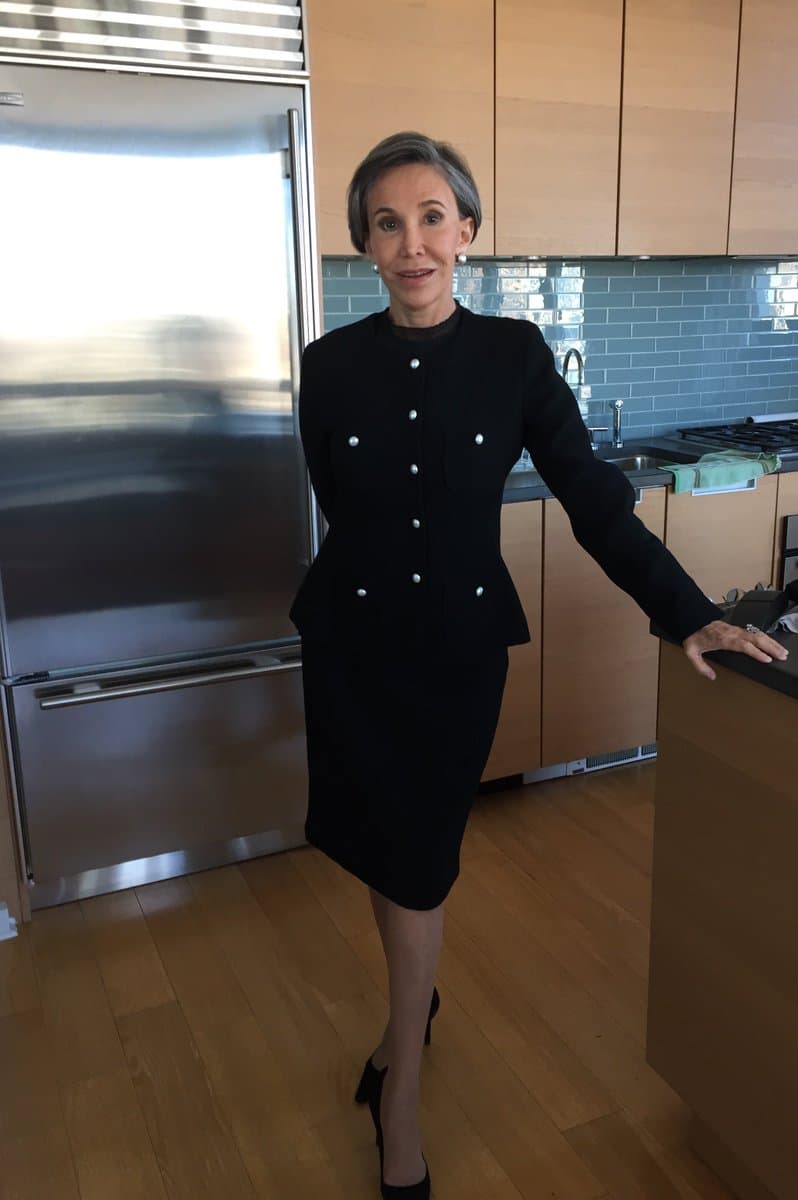 “Sé que a Roberto le gustaría verme y estaría feliz de interpretar la comedia, le dedico mi trabajó al público”, concluyó.