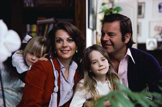 Con el actor, además, formó una familia con sus dos hijas: Natasha (nacida en 1970, de su fugaz matrimonio con el productor Richard Gregson) y Courtney, hija de ambos, nacida en la primavera de 1974.