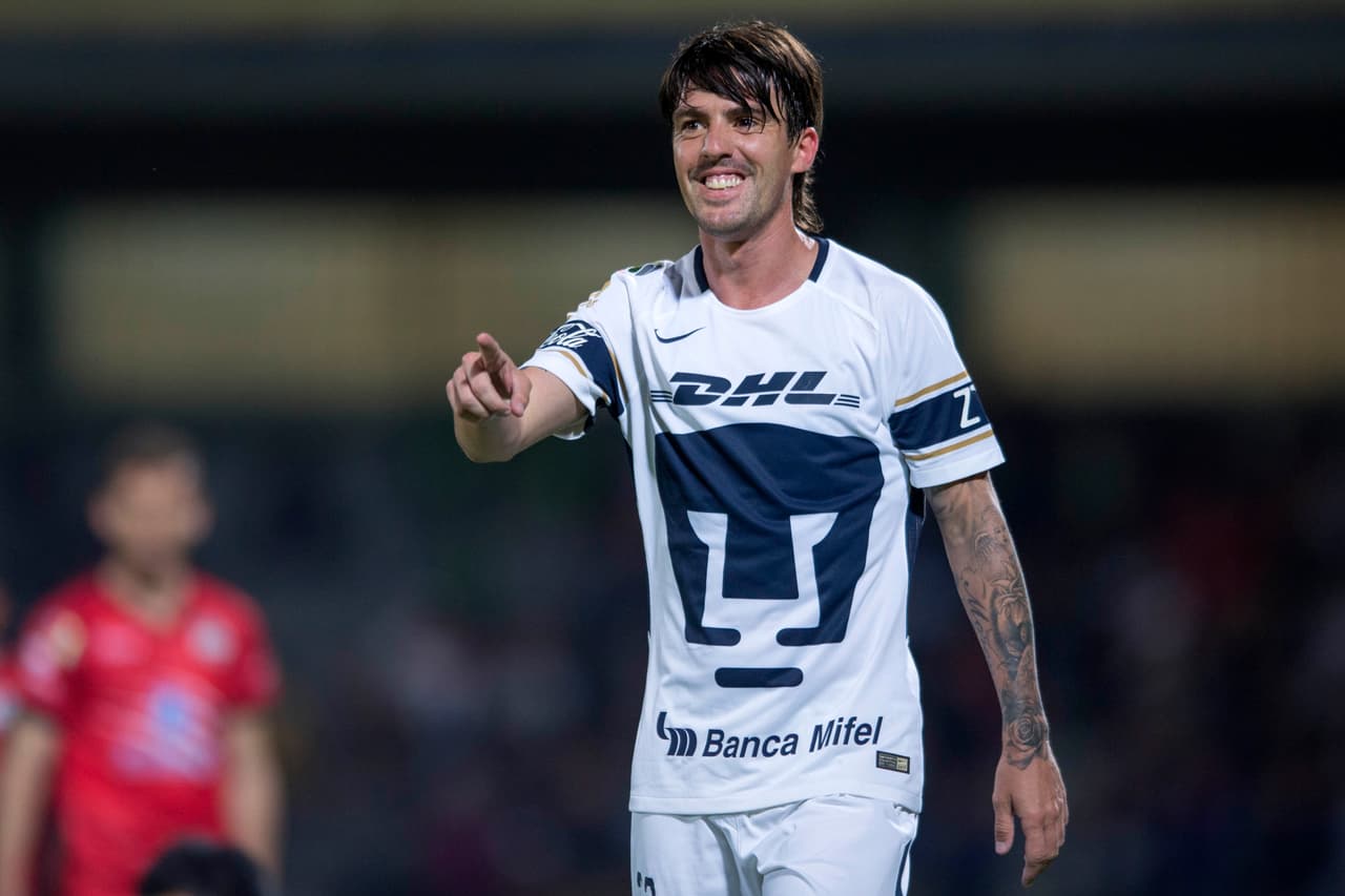 Cuando el partido transitaba por el minuto 33, el argentio Mauro Formica puso el 3-1 parical.