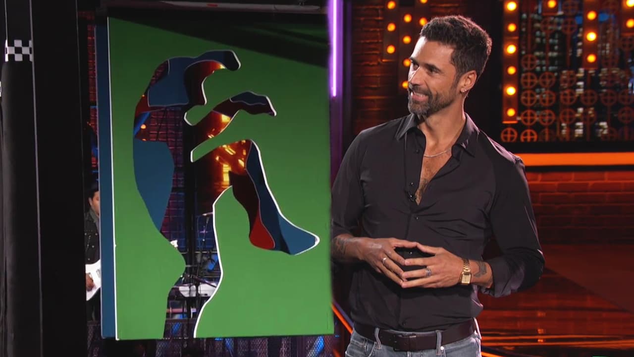 Matías Novoa y Adrián Uribe se enfrentan en De Noche Pero Sin Sueño a un divertido reto de siluetas