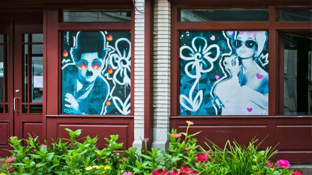 Todos los diseños están en el centro de Houston y pueden ser ubicados en la página de 
<a href="https://houstonmuralmap.com/" target="_blank">Houston Mural Map</a>.