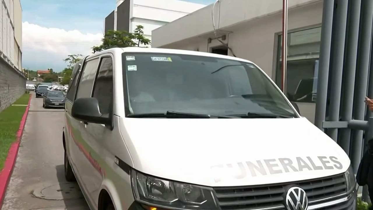 Familia recibe el cuerpo de Claudia Tacoronte, estudiante española asesinada en México; buscan repatriarla