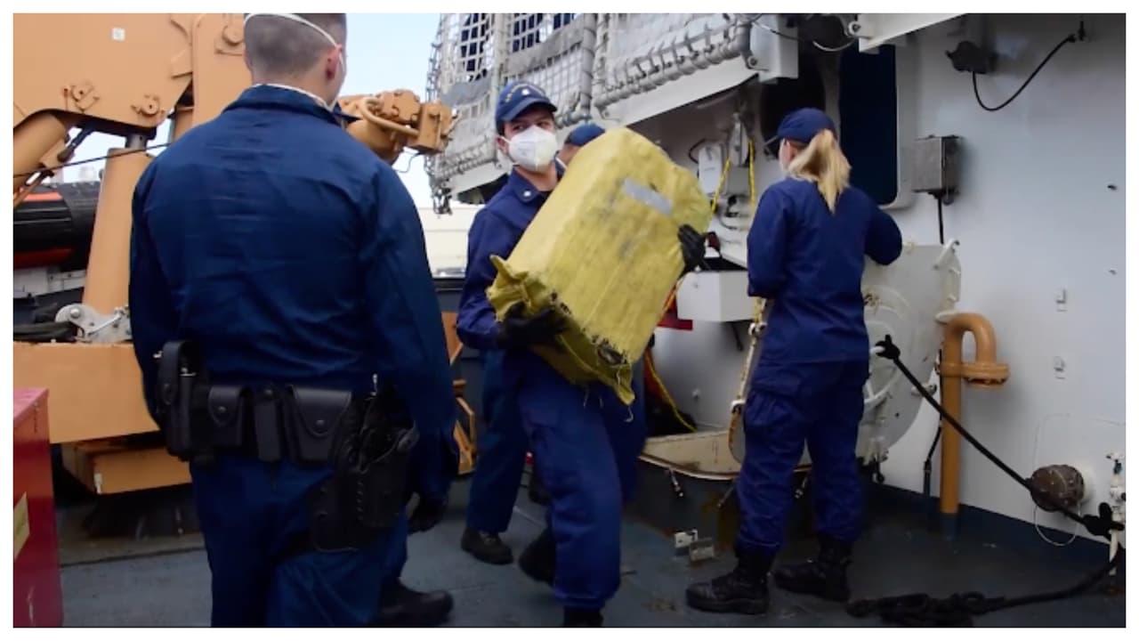 Los decomisos se dieron en operaciones en las que participaron el escampavías Donald Horsley, de la Guardia Costera, y buques de la armada de Países Bajos.