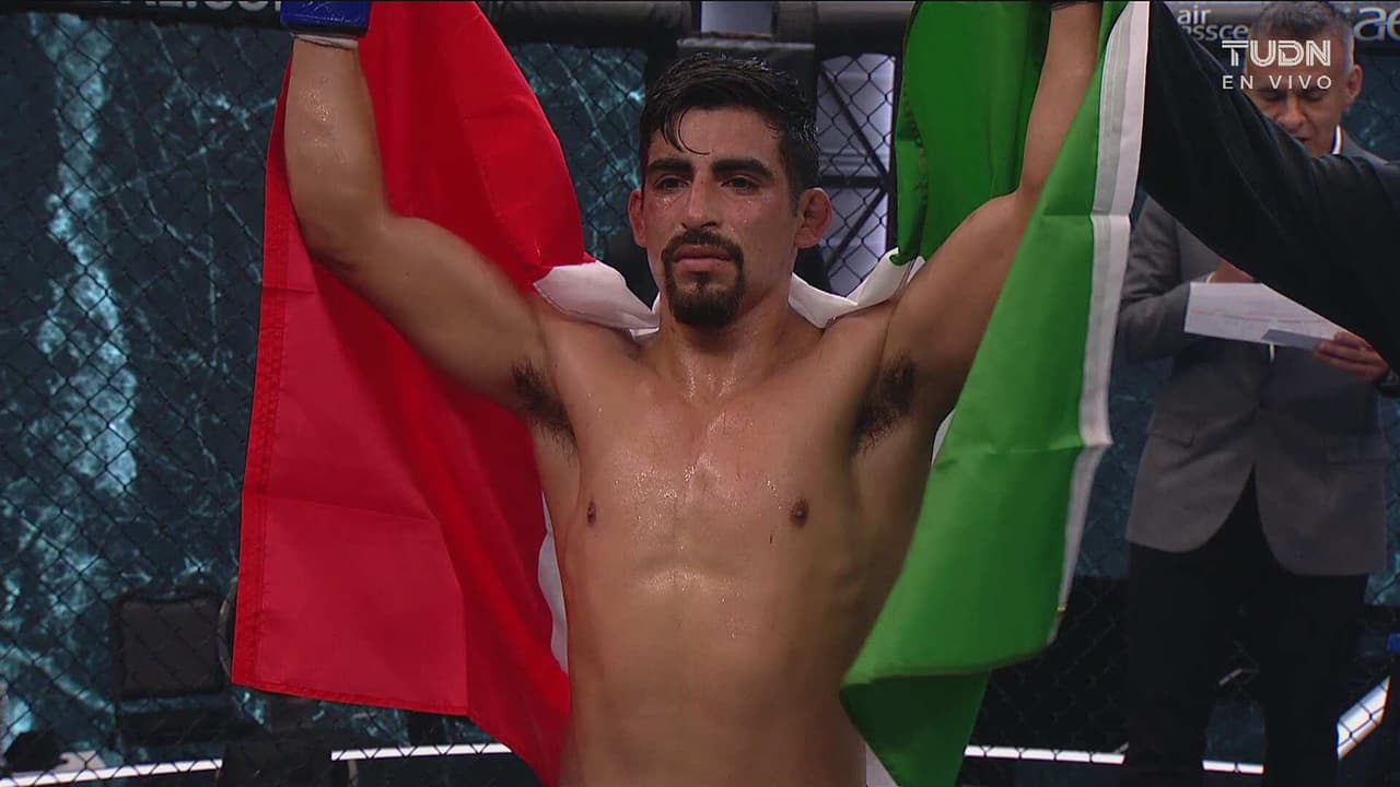 Gloria Bravo y Jesús Aguilar dominaron la noche de Combate Global