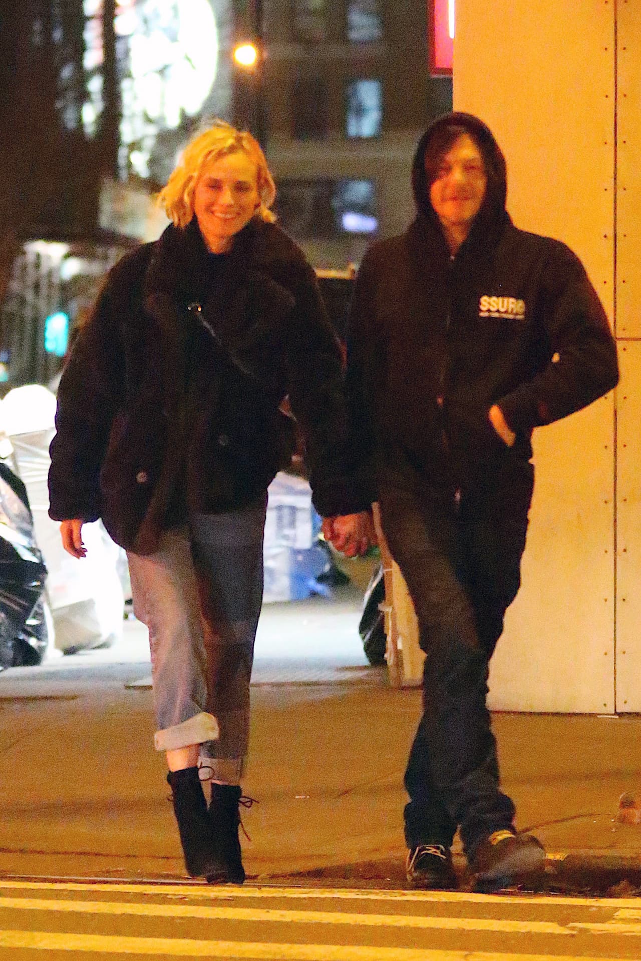 Diane Kruger y Norman Reedus de paseo por Manhattan. ¡Felicidades a la nueva pareja!