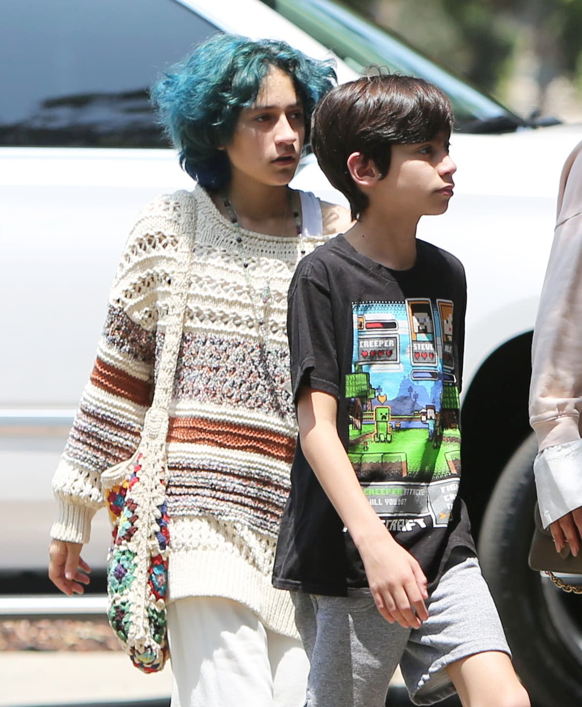 El próximo 22 de febrero, los adolescentes estarán cumpliendo 15 años y cada vez sus facciones están más marcadas con los genes de su padre.