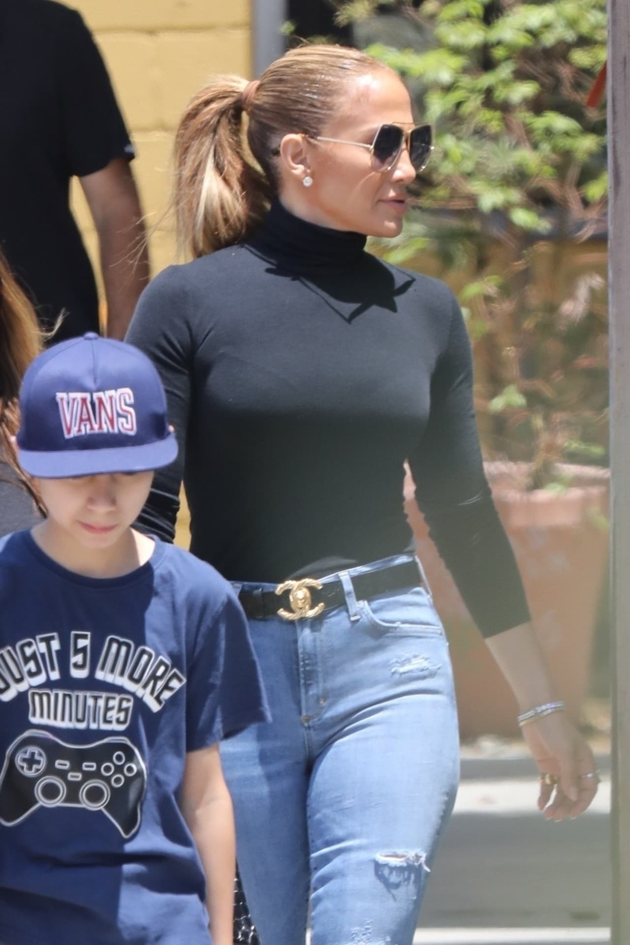 Insinuó que para ella ha sido difícil atravesar el período de transición en el que sus hijos se convierten en adultos jóvenes.
<br>