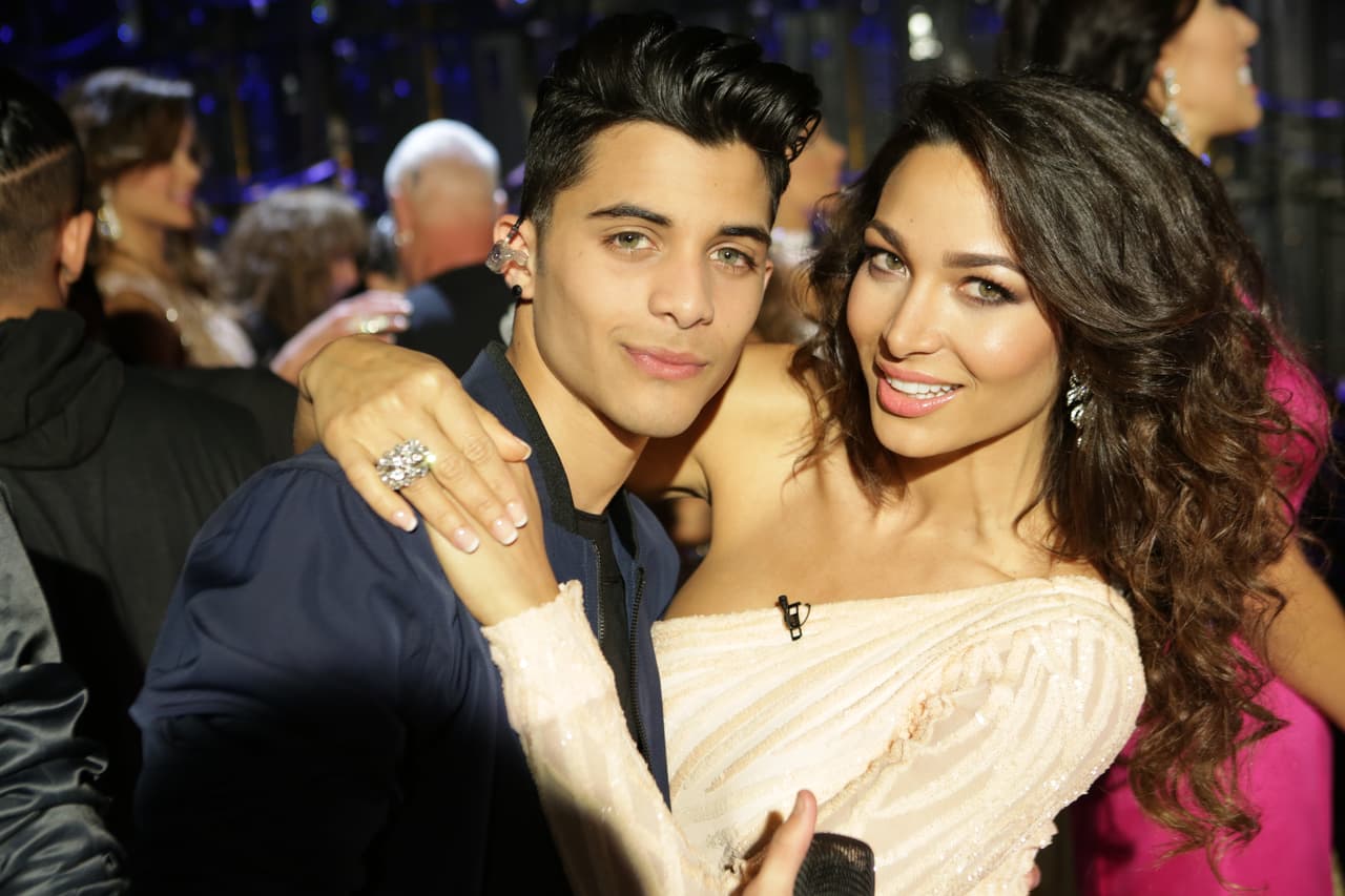 Christopher, Zabdiel, Erick, Richard y Joel regresaron a Univision como estrellas para interpretar su nuevo éxito ‘Tan fácil’, en una noche llena de glamour y belleza para los chicos ganadores de La Banda.