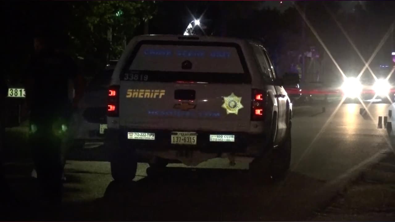 Los
<b><a href="https://www.univision.com/local/houston-kxln/balean-a-nino-de-7-anos-cuando-dormia-en-su-casa-en-la-calle-mcnair-de-houston-video" target="_blank">hechos ocurrieron</a></b> en la vivienda ubicada en la cuadra 13800 de la calle McNair al este del condado Harris.