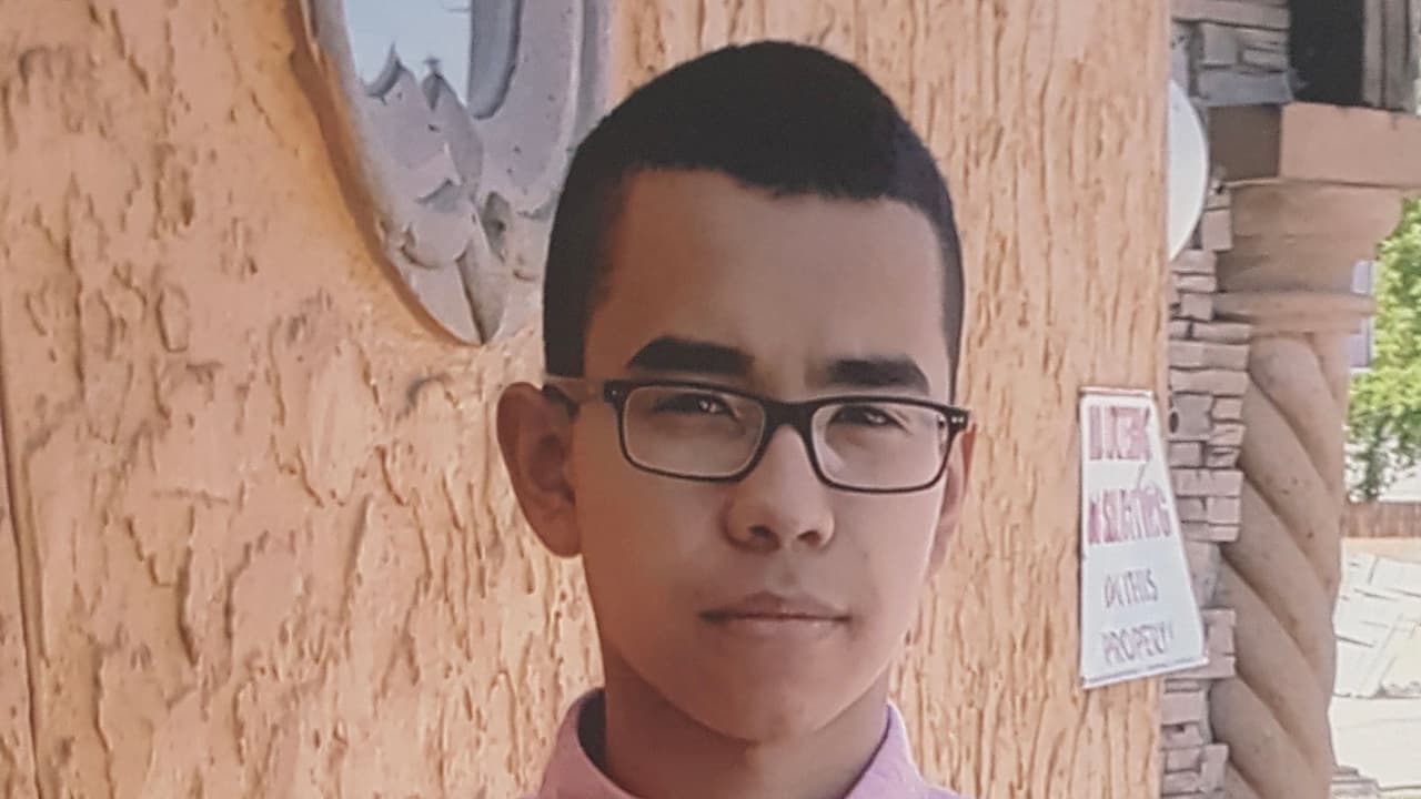 El joven era muy querido por sus amigos y familiares quienes se expresaban muy bien de el.