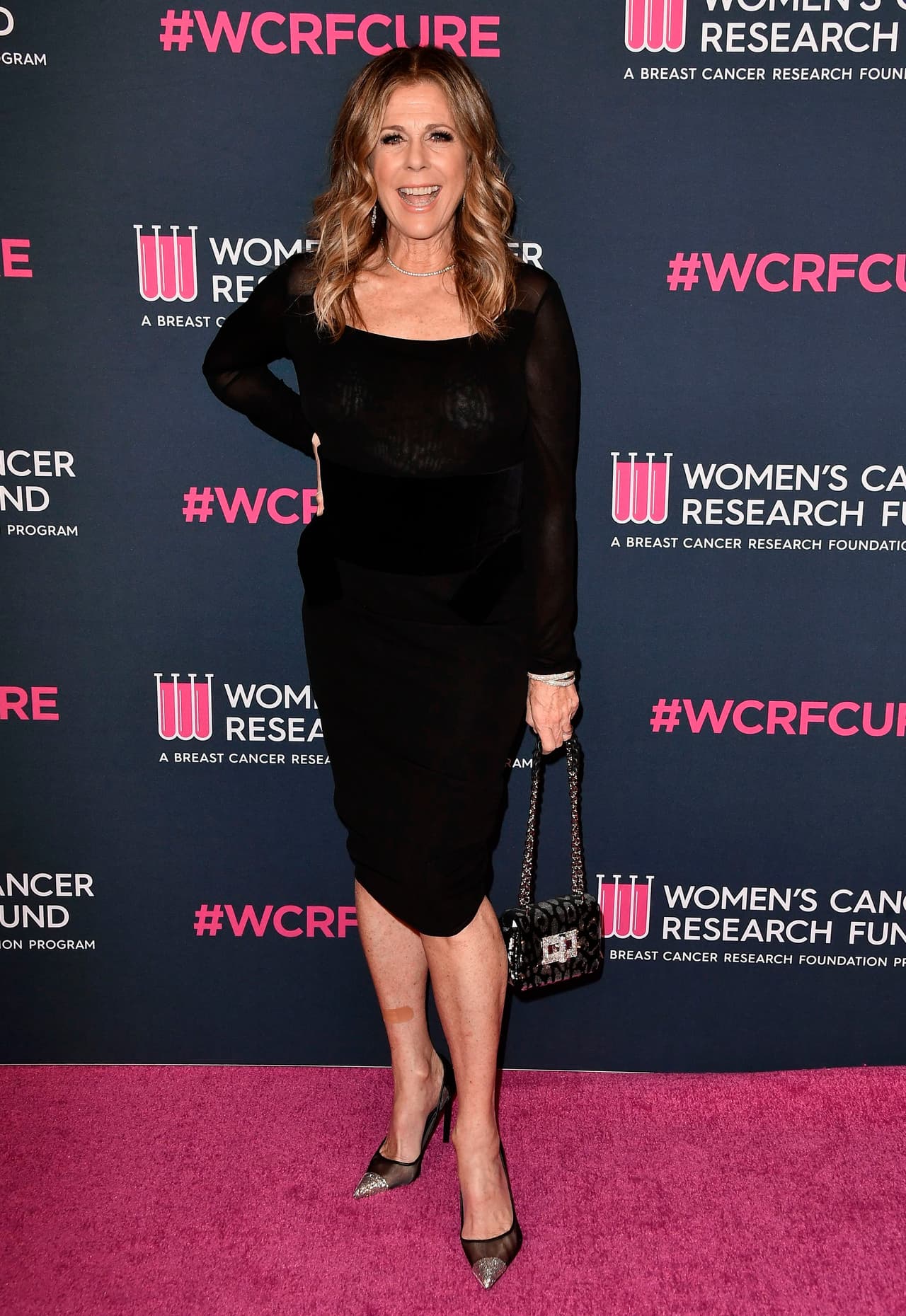 Wilson agregó que ahora 
<b>ve al cáncer como "una bendición"</b>, porque le cambió la manera de ver la vida: "Vivir cada momento al máximo y cada momento como si fuera el último. 
<b>No sabemos qué traerá mañana</b>", externó.
<br>