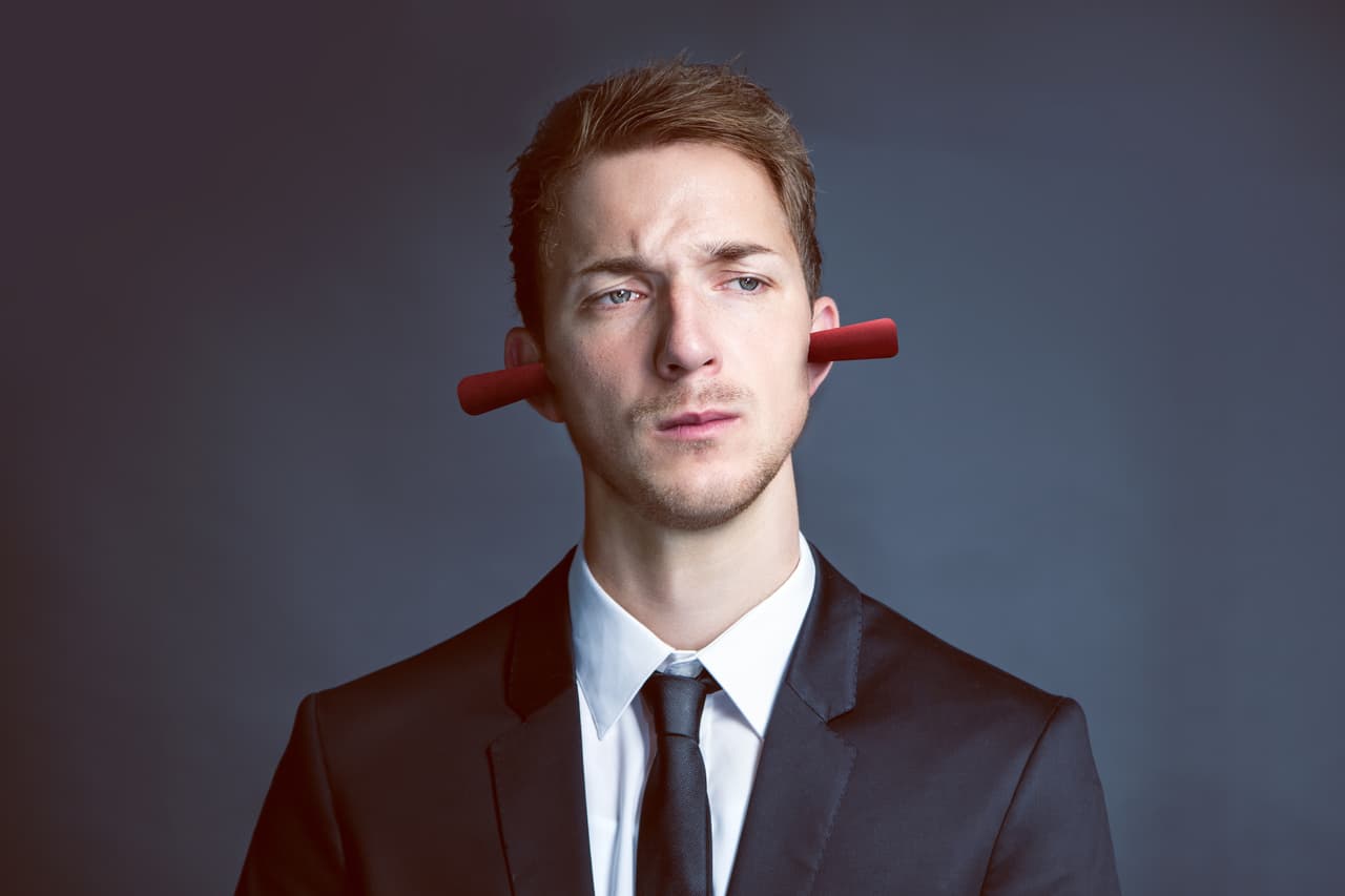 <b>Puntos débiles: </b>la terquedad, empecinarse en hacer algo a su manera aún cuando se haya percatado que no es lo mejor y todos le estén recomendando lo contrario, confundir tenacidad con tozudez pensando que si cambia de opinión o reconocer un error estará siendo inestable o indeciso.