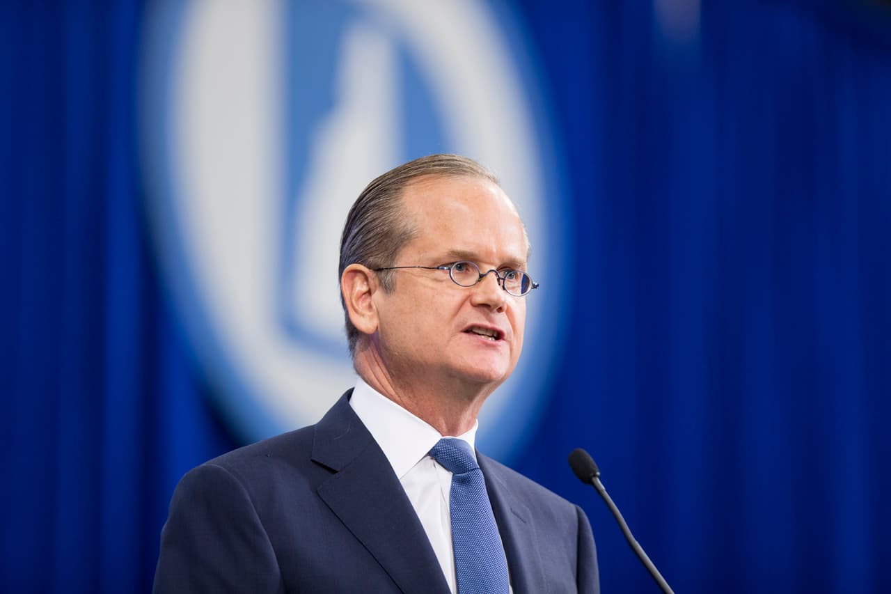 Lawrence Lessig se retira de la campaña demócrata