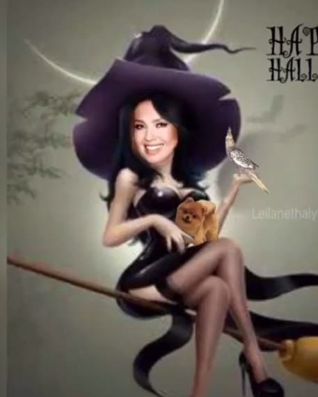 Tan linda y sexy, Thalía nos muestra que para ser bruja no hace falta tener la cara arrugada y una berruga en la nariz.