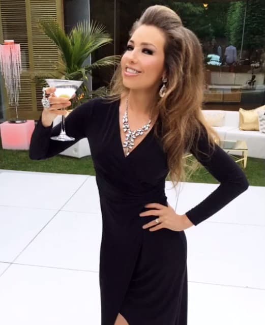 Otra que no podía faltar es Thalía, ya que sus seguidores la tienen súper mimada con un montón de imágenes en las que destacan su hermoso rostro y figura.