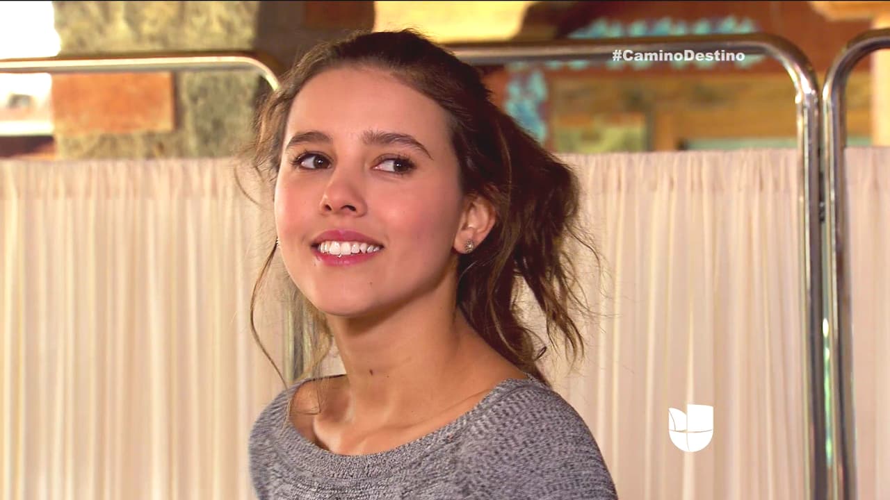 Esos ojitos no mienten Fernanda, Carlos conquistó tu corazón.