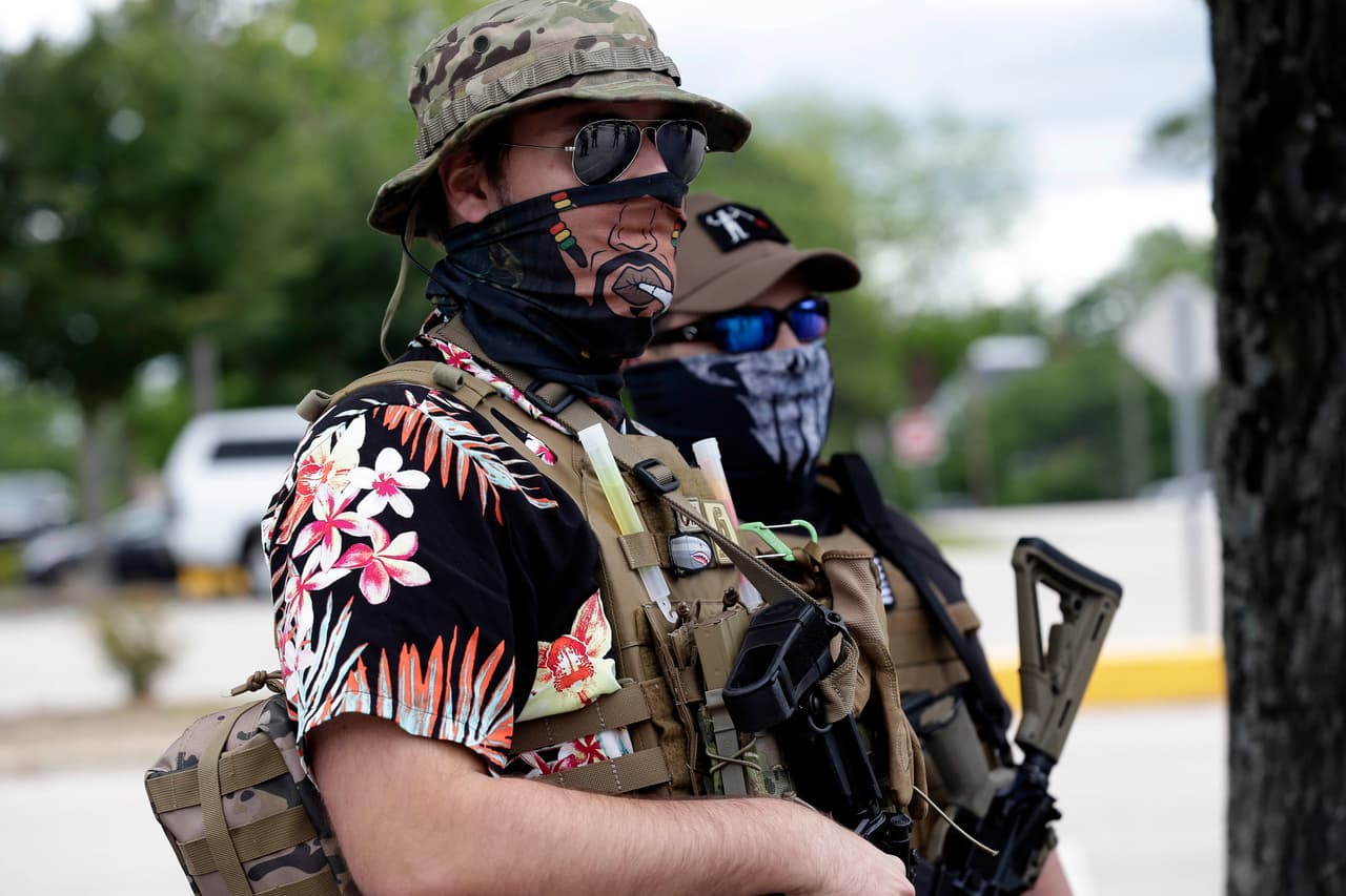 <b>Carolina del Norte.</b> Relajación de las medidas de confinamiento: 22 de mayo, cuando había 568 pacientes de covid-19 hospitalizados. El 8 de junio incrementó a 1,252 hospitalizaciones. Tasa de pruebas positivas: 7.2% (aumento de 5.2% en las últimas dos semanas).