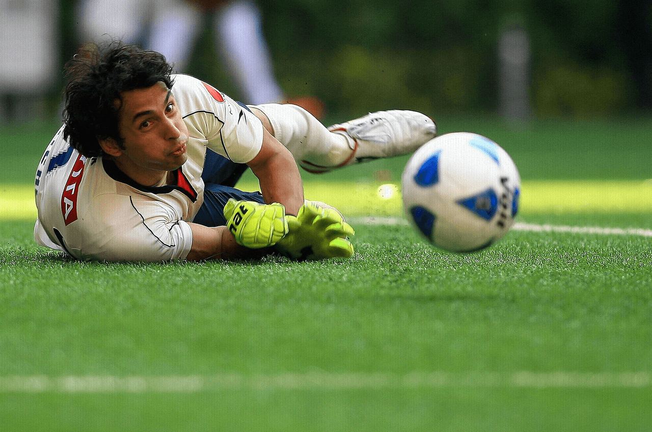 Luis Michel tuvo buenas intervenciones y mantuvo su arco imbatible.