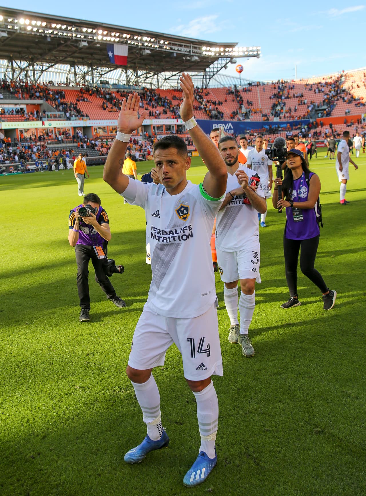 El club californiano espera que el delantero tapatío regrese a la costumbre de luchar por MLS Cups.