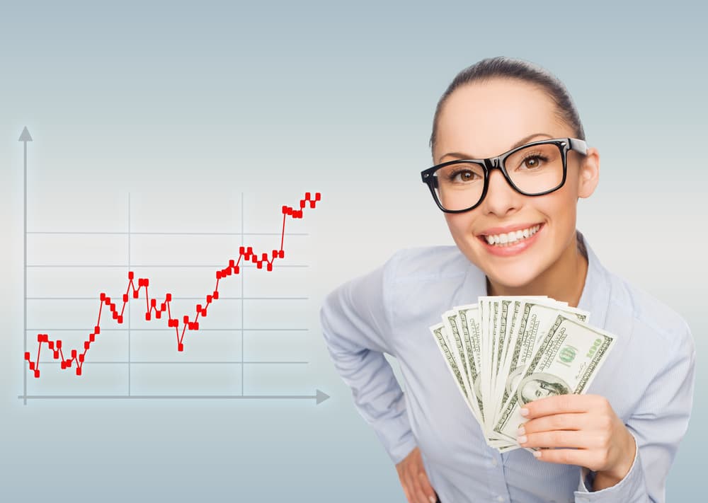 <b>Aries</b>
<br>
<b>Característica de la oportunidad: Económica</b>
<br>El tránsito de Júpiter abre las puertas de la economía, es el tiempo de cosechar lo que has sembrado, hay movimientos de dinero que te pondrán en el camino de la prosperidad, encuentros con quienes pueden tenderte una mano generosa y ayudarte a sacar adelante un buen negocio. Ese ingreso adicional te permitirá regalarte algo especial junto a esa persona.