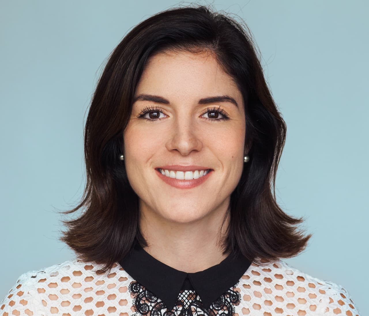 Cristina Mas nació y se crió en Miami. Su prioridad en esta ciudad es la planificación urbana y el transporte público.